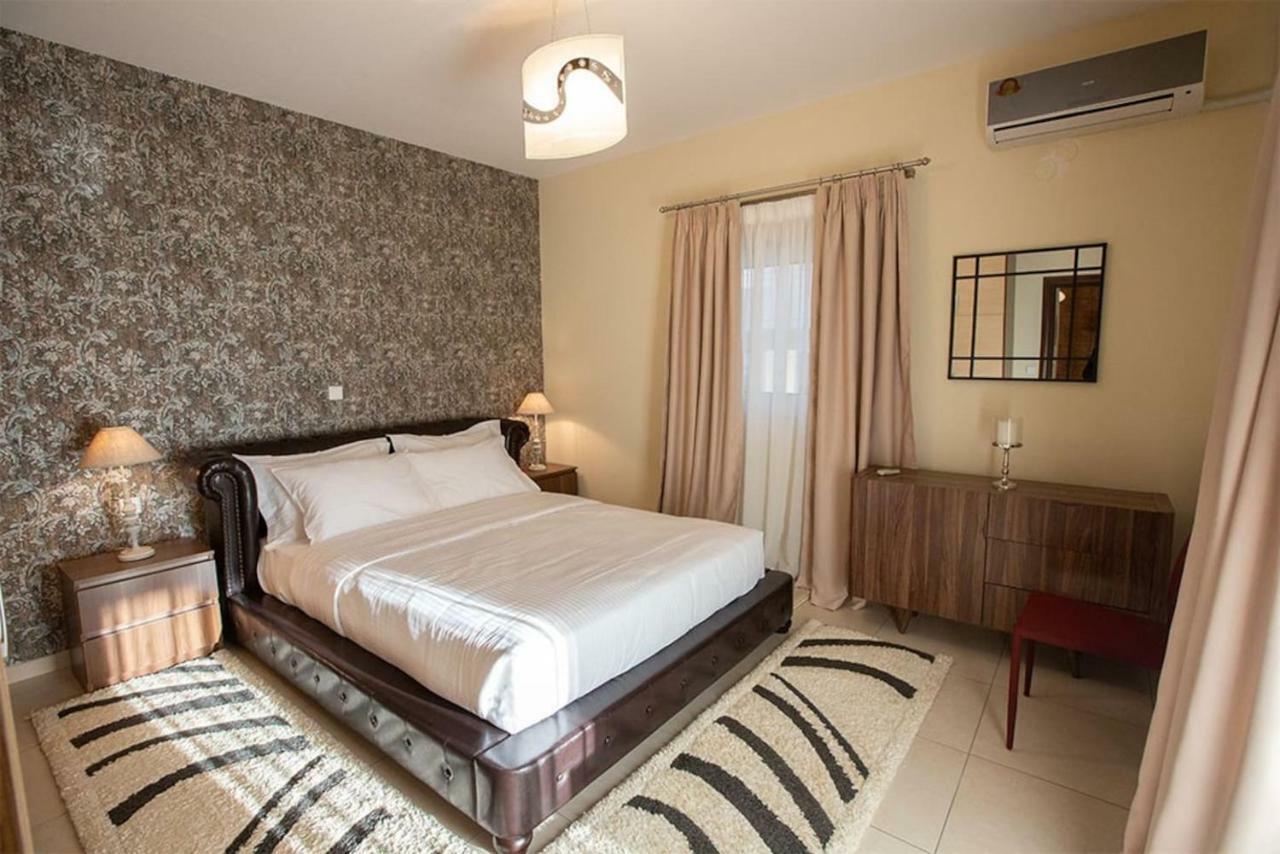 V Luxury Apartment 4 Ioannina Buitenkant foto