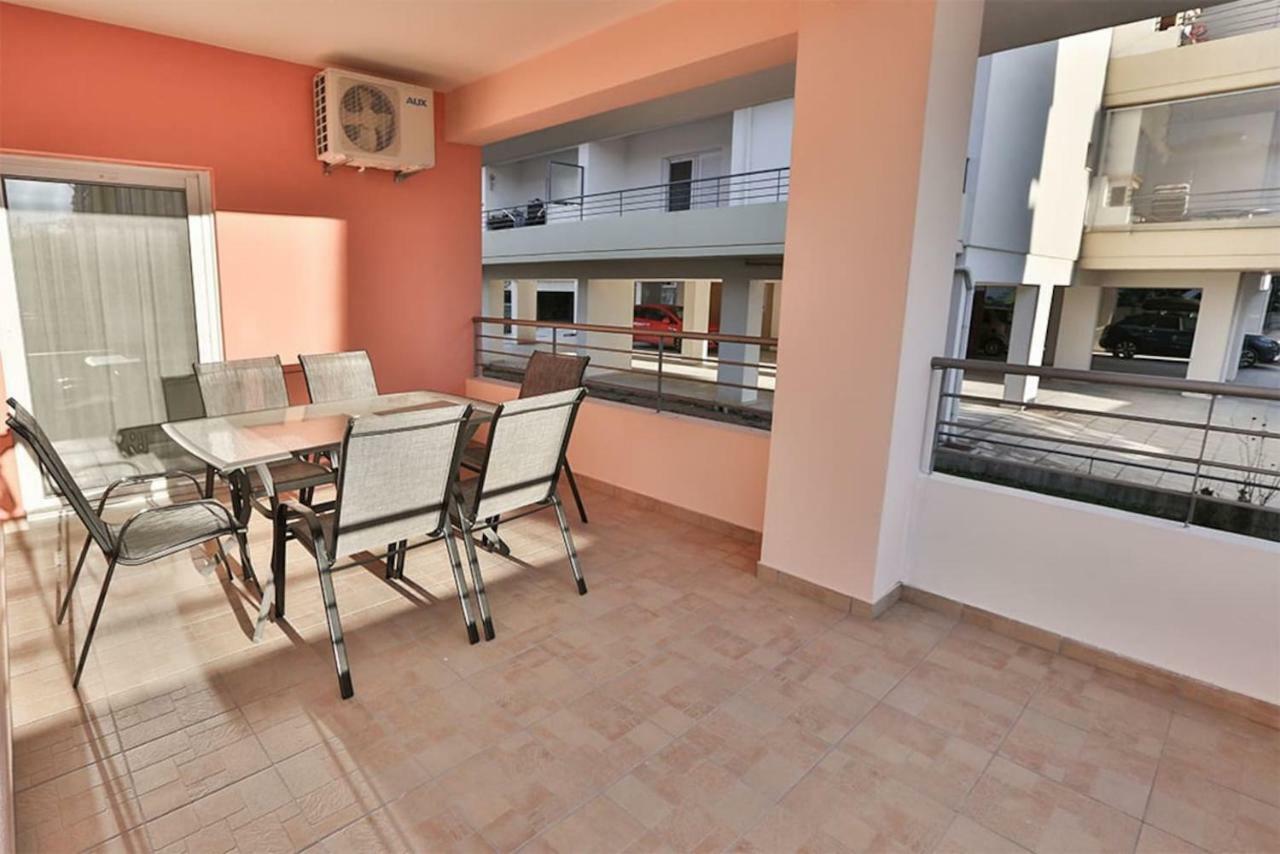 V Luxury Apartment 4 Ioannina Buitenkant foto