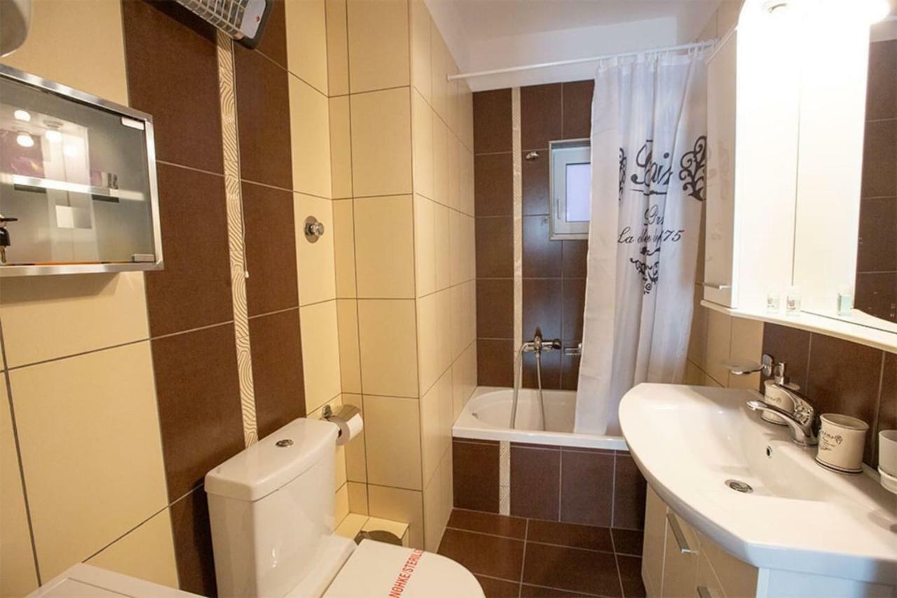 V Luxury Apartment 4 Ioannina Buitenkant foto